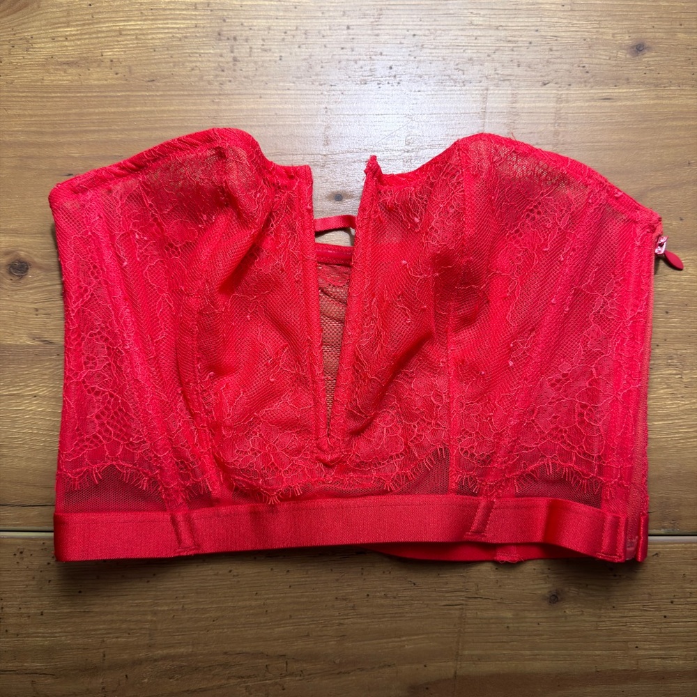 Victorias Secrets Red Lace Plunge Bustier